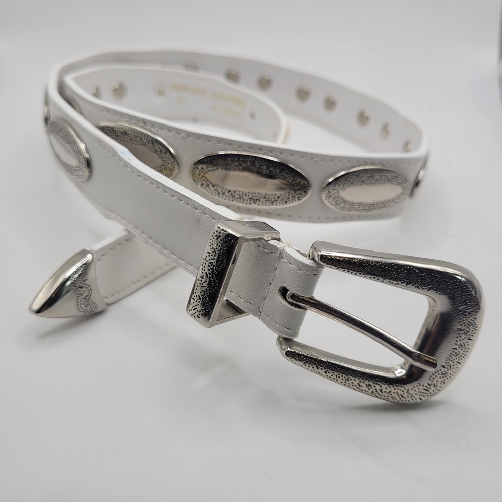 Vintage Captiva Collectibles Belt Medium White Leather Western Concho Cowgirl